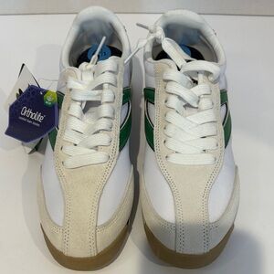 Tretorn White and Green Kristine elite Athletic Shoes with Tan Details brand new